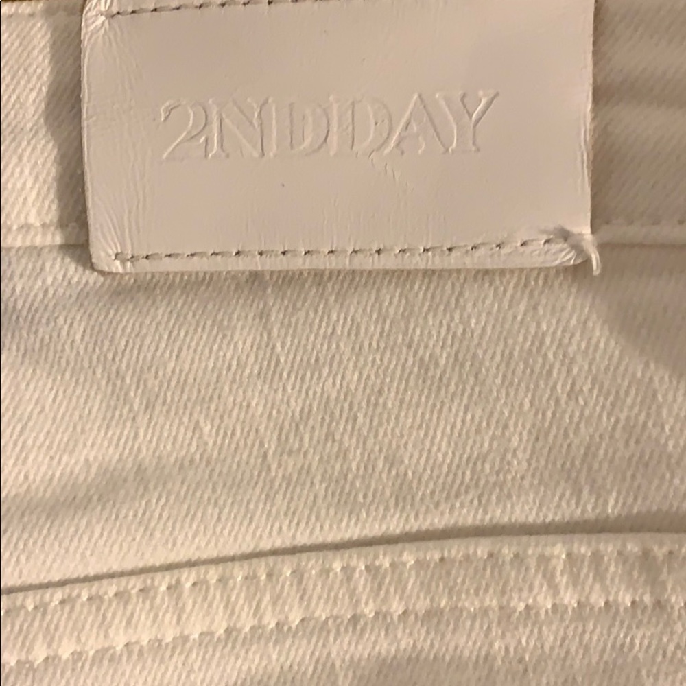 EUC ASOS 2nd Day white jeans, size 32 - Picture 8 of 8